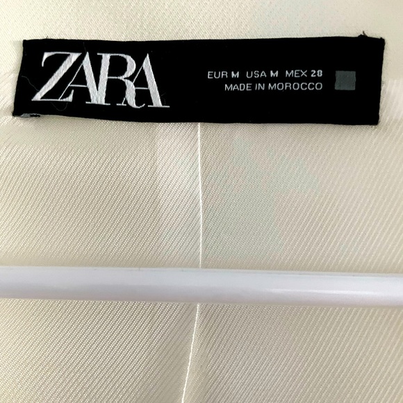 Zara waistcoat. Off- white. Size medium. Like new condition - Picture 3 of 3
